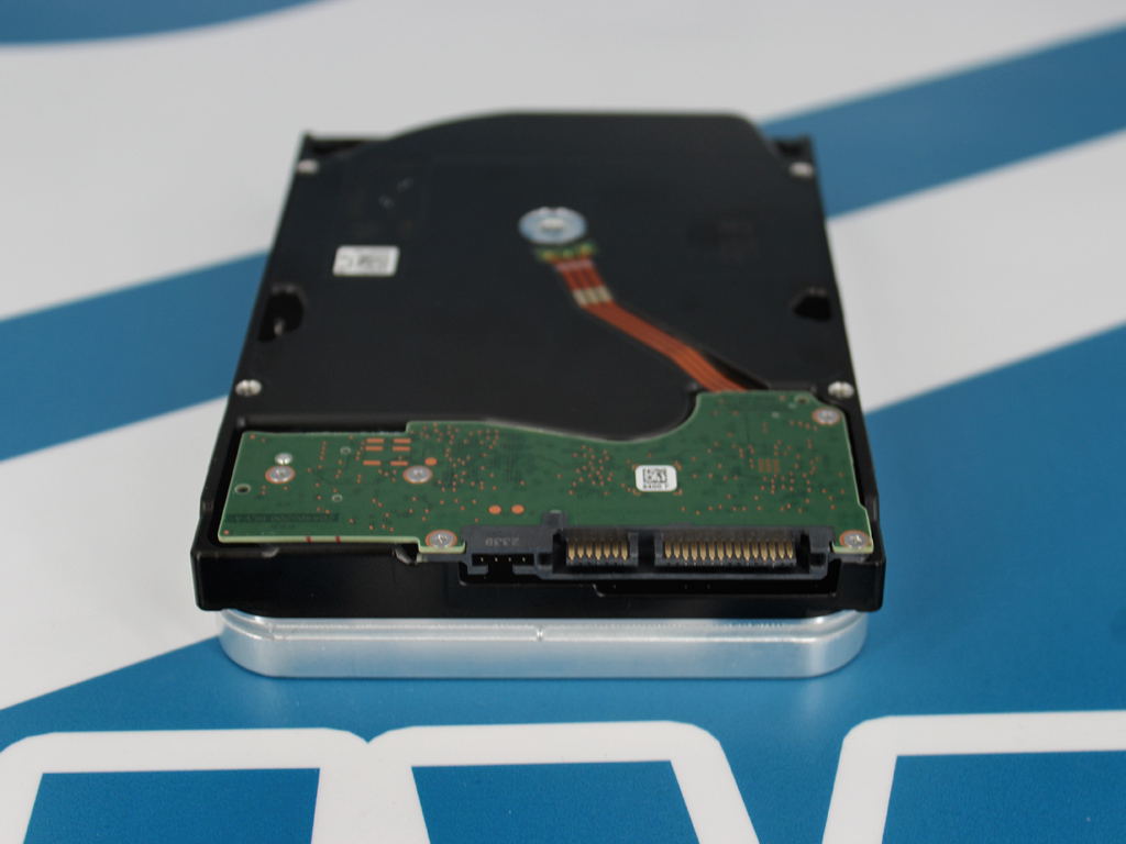 Seagate IronWolf Pro NAS HDD, 24 TB (Anschlussbereich).