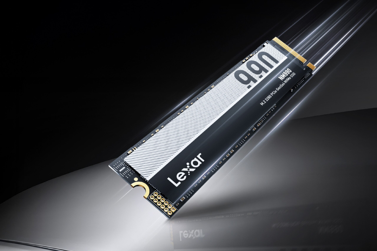 Lexar NM990 SSD.